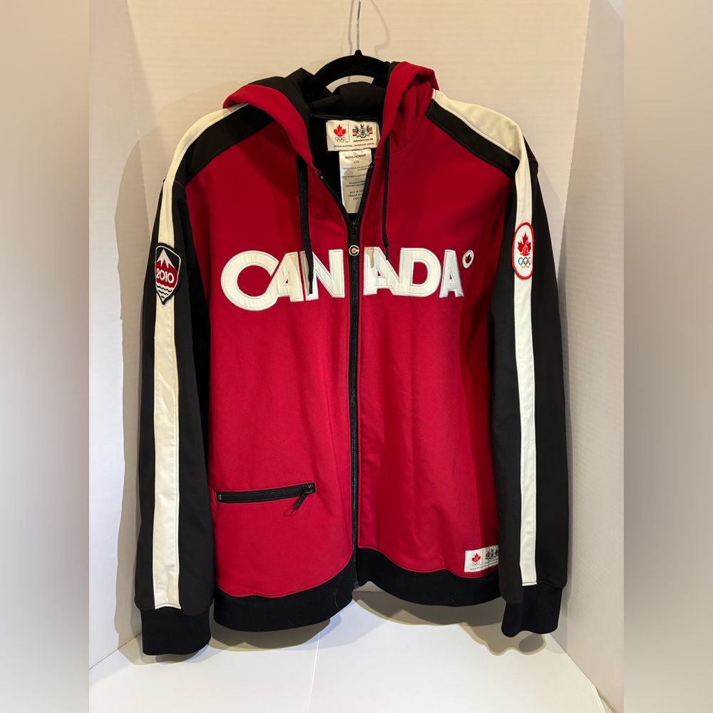 Olympics Team Canada soft shell jacket, Mens Large Vancouver 2010 Olympics.